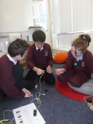 P7 make a Morse code circuit